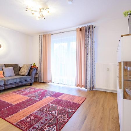 Anyroomdirect Private Apartments Near Hannover Exhibition Room Agency ภายนอก รูปภาพ