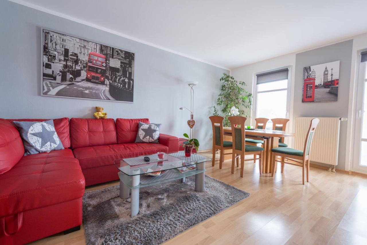 Anyroomdirect Private Apartments Near Hannover Exhibition Room Agency ภายนอก รูปภาพ