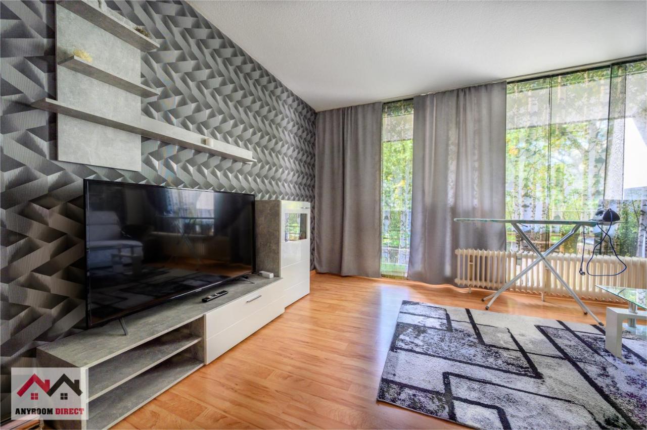 Anyroomdirect Private Apartments Near Hannover Exhibition Room Agency ภายนอก รูปภาพ