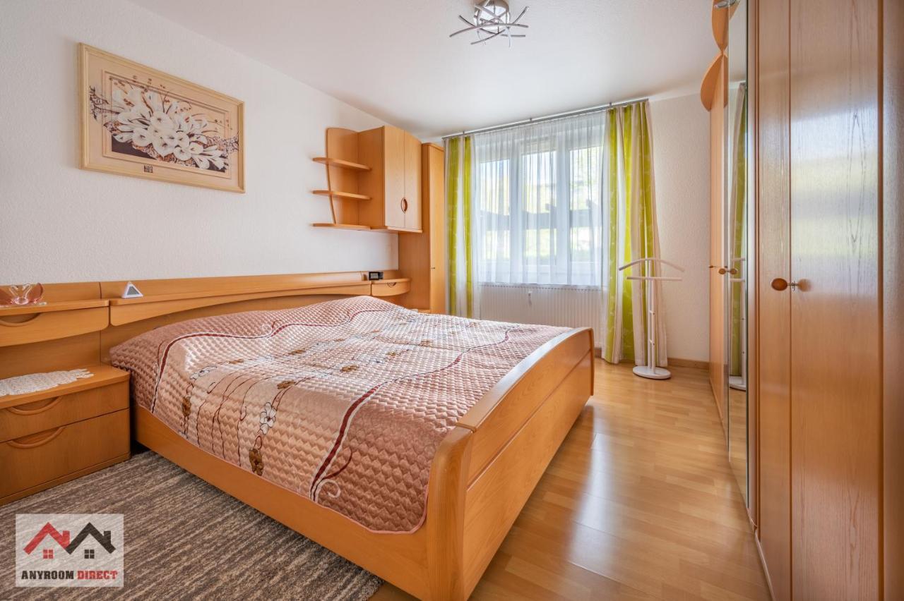 Anyroomdirect Private Apartments Near Hannover Exhibition Room Agency ภายนอก รูปภาพ