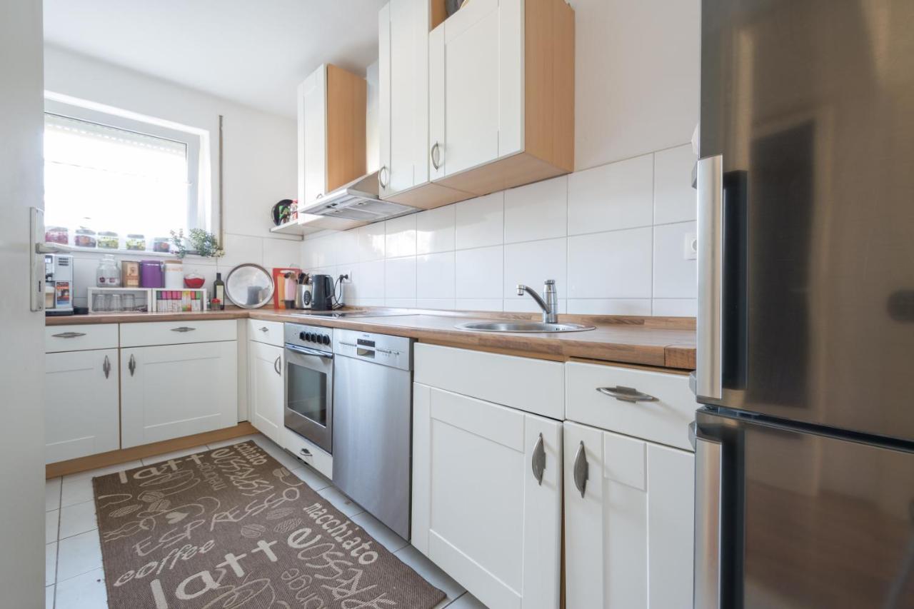 Anyroomdirect Private Apartments Near Hannover Exhibition Room Agency ภายนอก รูปภาพ