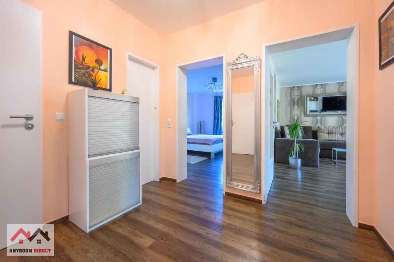 Anyroomdirect Private Apartments Near Hannover Exhibition Room Agency ภายนอก รูปภาพ
