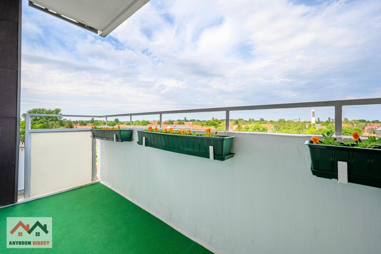 Anyroomdirect Private Apartments Near Hannover Exhibition Room Agency ภายนอก รูปภาพ
